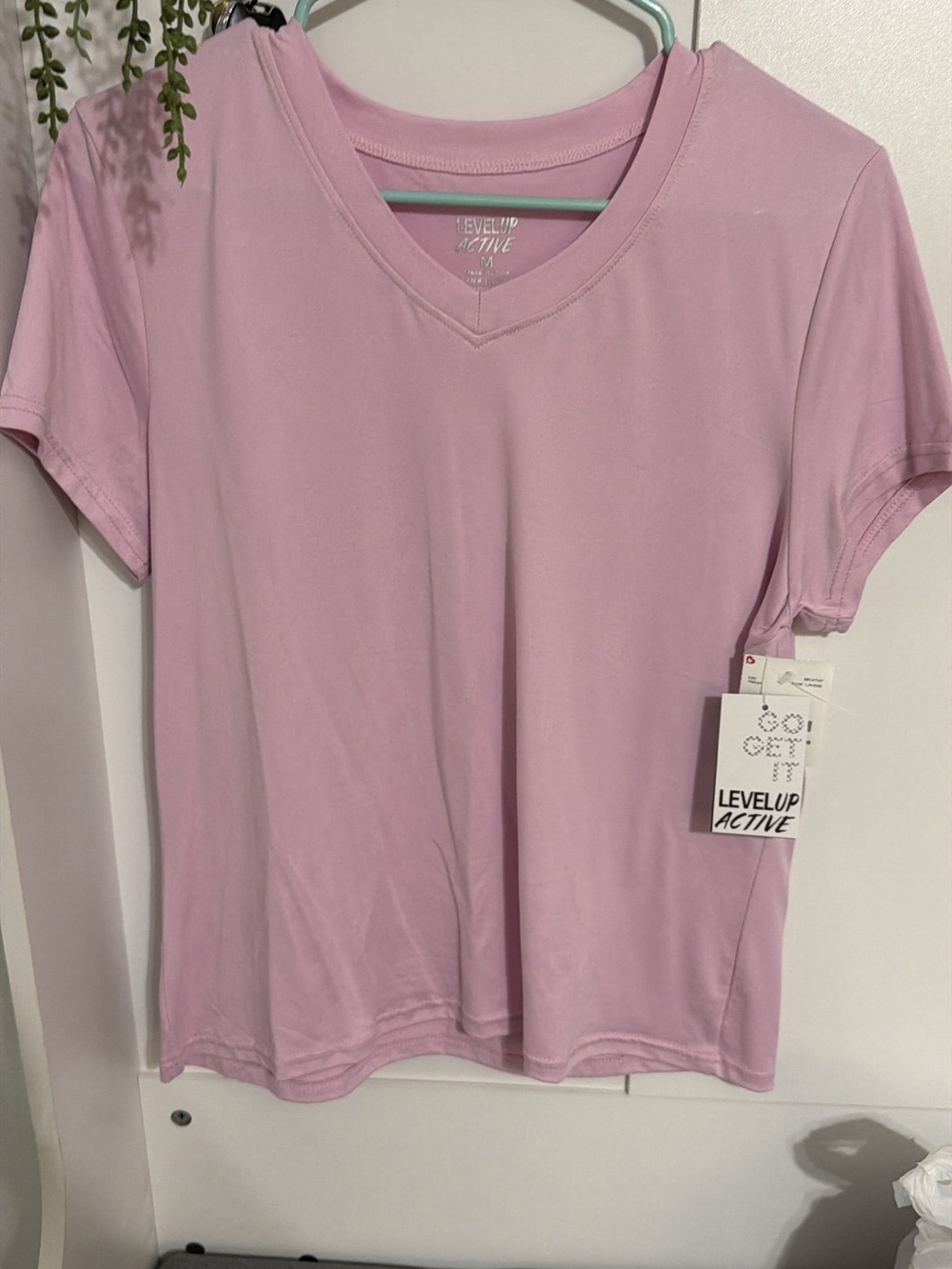 LevelUp Active Women's Lavender V-Neck Short Sleeve Tee
